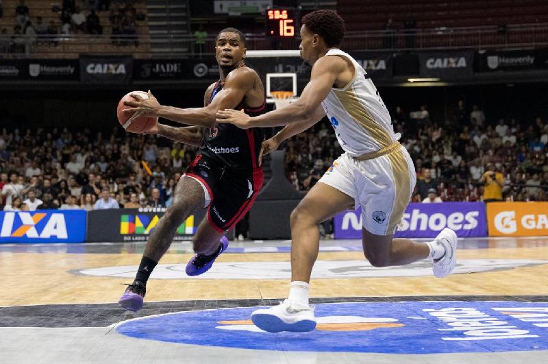 Sesi Franca reage no fim, vence Brasília e retoma vantagem nas semifinais do NBB